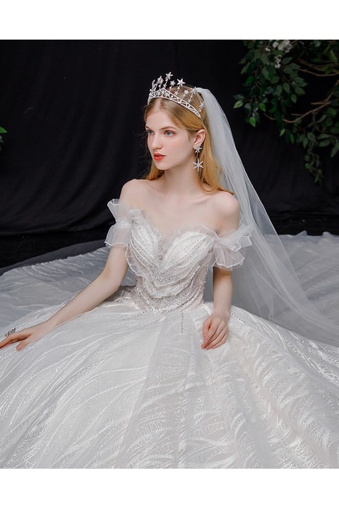 New 2021 Elegant Off Shoulder Beads Decor Embroidered Tulle Wedding Dress With Long Train