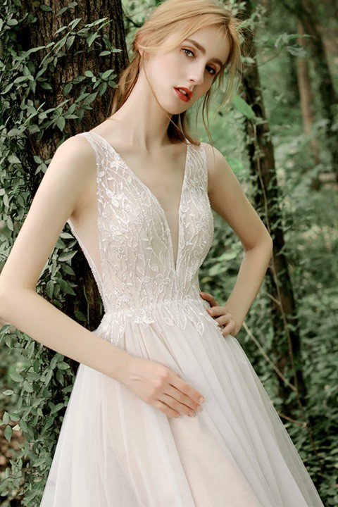 Lace Crochet Sequins Deep V Back & Neck Tulle Wedding Dress with Train