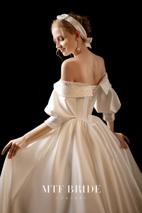 2021 New Vintage White Off Shoulder Beads Satin Wedding Dress With Long Train