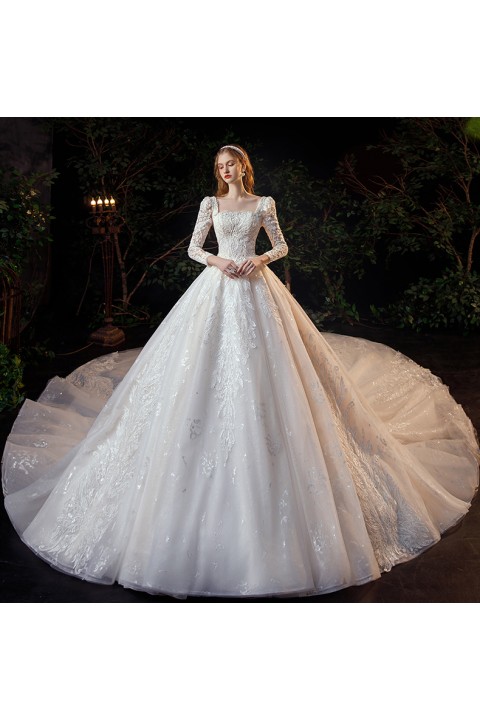 New 2021 Gorgeous Square Neckline Long Sleeves Beaded Flower Embroidered Tulle Wedding Dress With Long Train