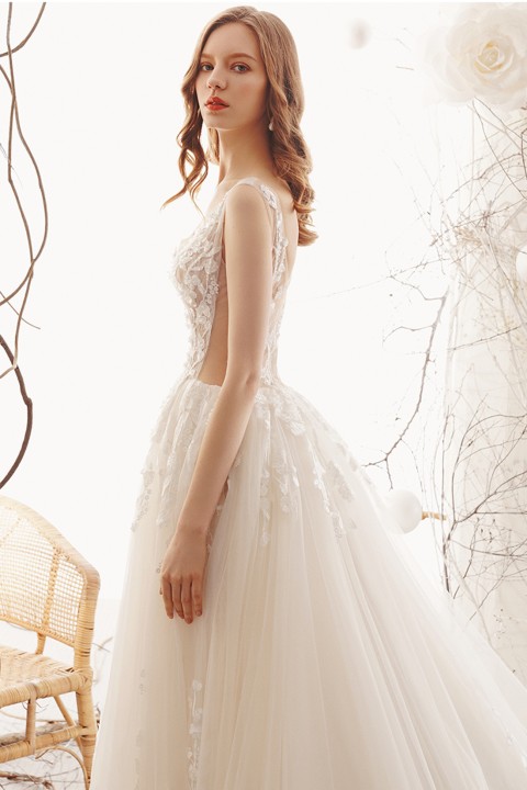Lace Crochet Illusion Plunging Neck V Back Tulle Wedding Dress with Train