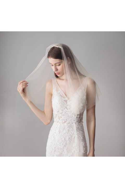 Fancy&Simple Two-Tier Short Bridal Veil With Comb