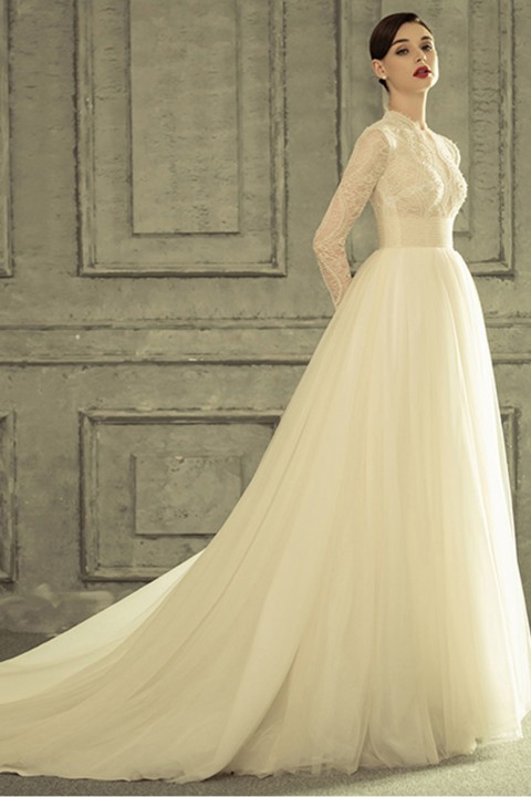 Long Sleeve Pearl Beaded Lace Bodice Wedding Dress with Tulle Skirt