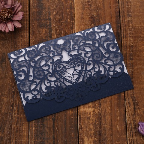 New Concise Style Hollow Out Heart Shape Customized Design Wedding Invitation