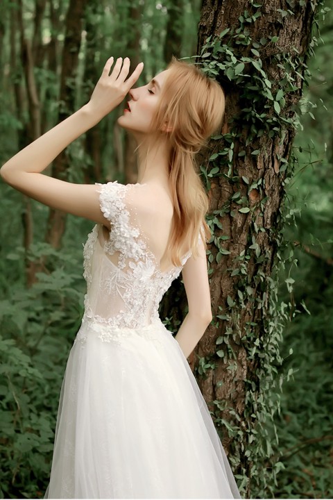 Illusion Neck Cap Sleeve Beaded Lace Crochet Tulle Wedding Dress with V Back