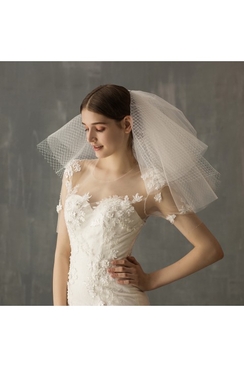  Multi-Layers Grid Tulle Short Wedding Bridal Veil With Comb