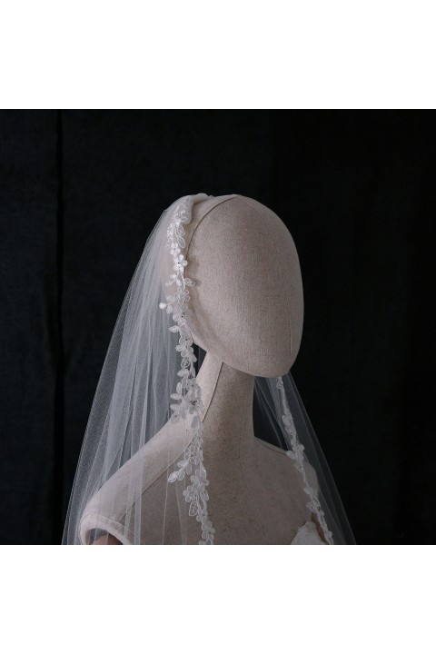 Lace Crochet One-Tier Bridal Veil