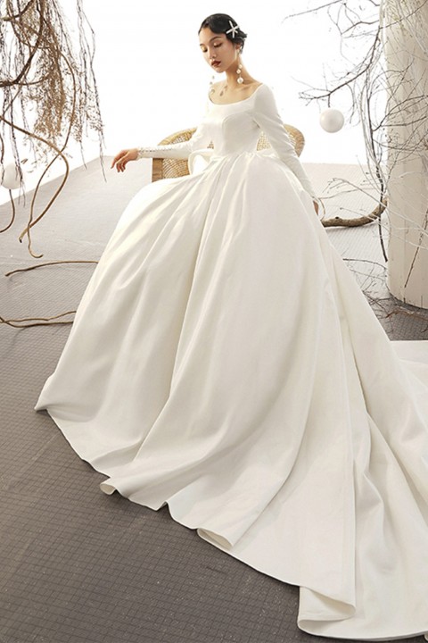 Scoop Neck Lace Long Sleeve Tied Back Satin Wedding Dress with Train