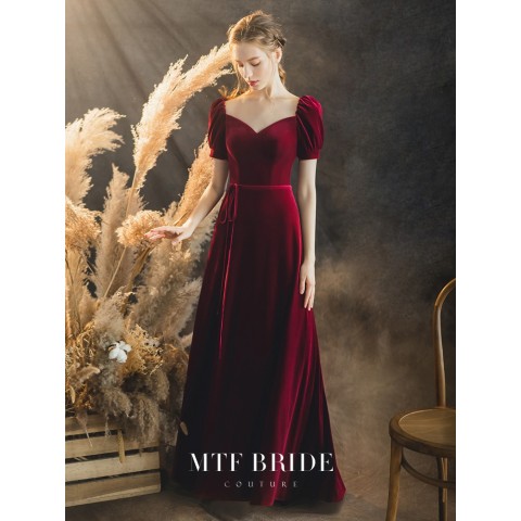 Burgundy Sweetheart Neck Belted Velvet Party Dress