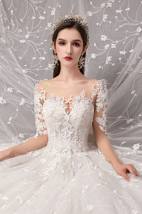 2021 New Off Shoulder Flower Embroidery Design Decor Tulle Wedding Dress With Long Train