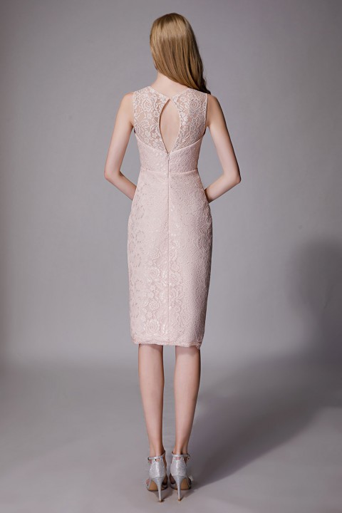 Elegant Boatneck Lace Short Bridesmaid Dress with Keyhole Back