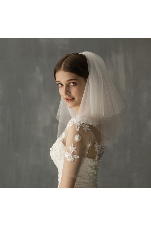 White Two-Tier Soft Tulle Short Wedding Bridal Veil With Comb