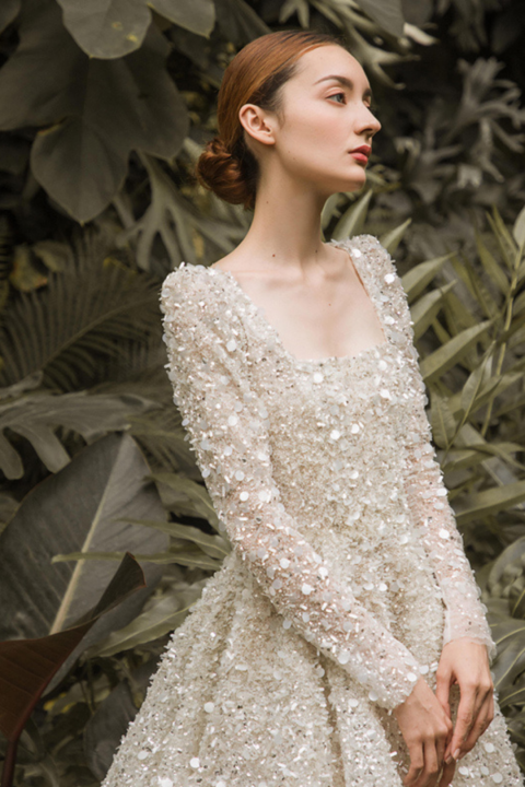 2021 New Long Sleeves Halter Sequined Tulle Wedding Dress With Long Train