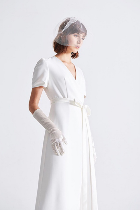 2021 New Vintage V-Neck Short Sleeves Waist Belt Satin Wedding Dress
