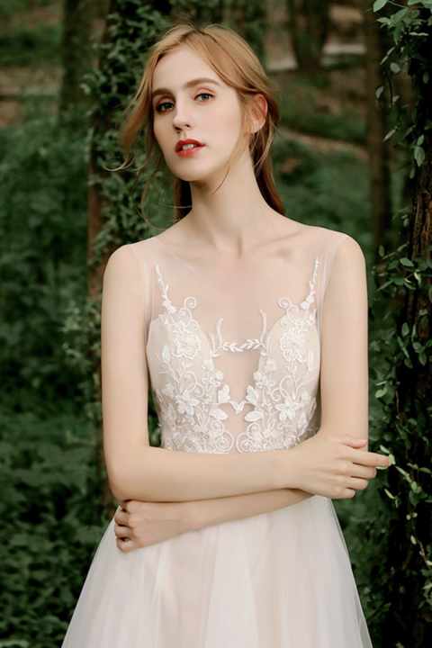 2021 New Fashion White Round Neck Off-the-shoulder Double Straps Wedding Dress With Flower Shape