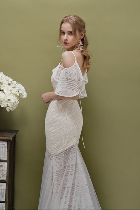 Cold Shoulder Plunging Backless Mermaid Lace Bohemian Wedding Dress with Train