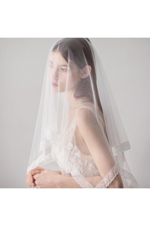 White Lacework Two-Tier Long Soft Tulle Wedding Bridal Veil With Comb