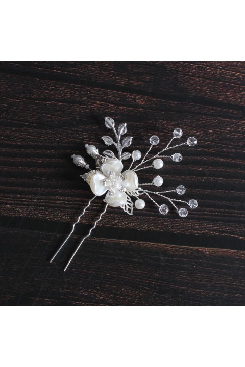 Flower Shaped Pearl Beaded Bridal Hairpin