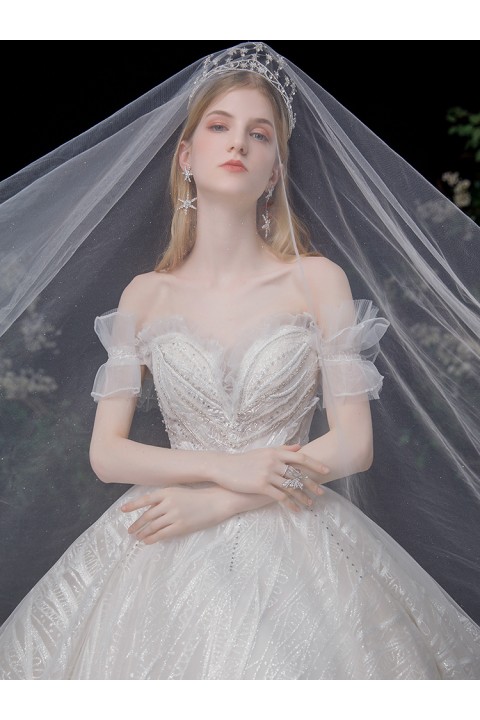 New 2021 Elegant Off Shoulder Beads Decor Embroidered Tulle Wedding Dress With Long Train