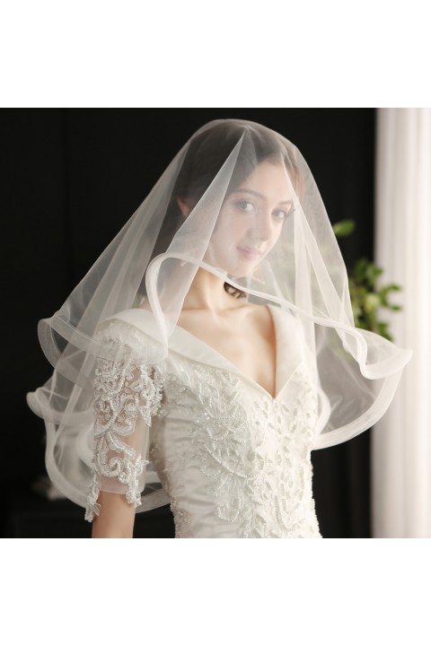 Simple Single Layer Short Soft Tulle Wedding Bridal Veil With Comb