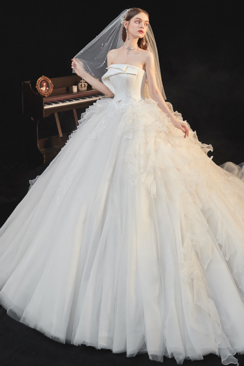 2021 Fashion Sleeveless Off Shoulder Pleated Skirt Satin Wedding Dress With Long Train